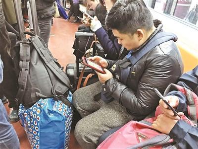 北京地铁半年制止6796起逃票 地铁部门呼吁文明乘车