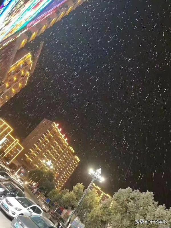 郑州下雪啦！金水区、惠济区雪花较为明显
