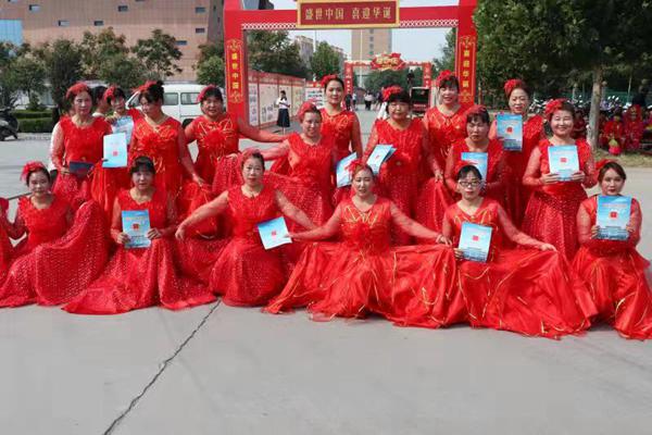 获嘉县司法局法治  宣传走进该县第二届中国农民丰收节