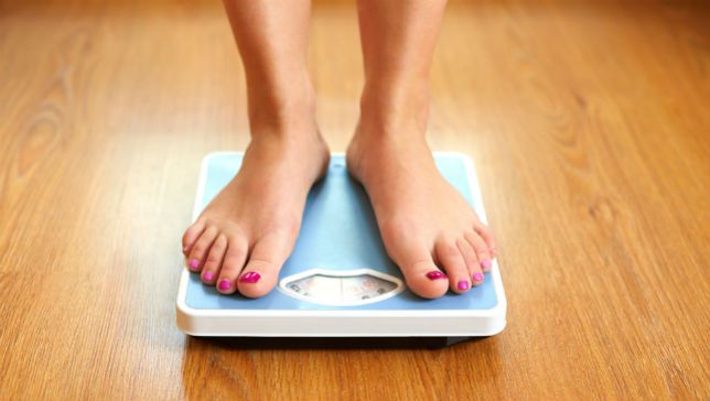美研究: 每天称体重有助于减肥