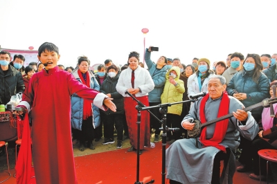 时隔三年再次回归线下 马街麦田续演曲艺盛会