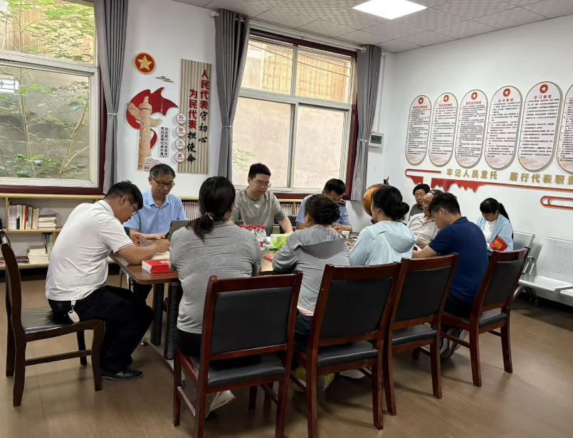 获嘉县司法局开展“送法进人大”法治宣讲活动